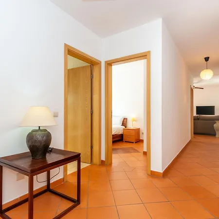 Terra Estreita By Algartur - 5 Mins Downtown - Pool & Balcony Apartamento *